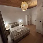 Nueva Cunda מלון *