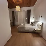 Nueva Cunda מלון