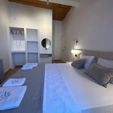 La Luna Nueva * Ayvalı