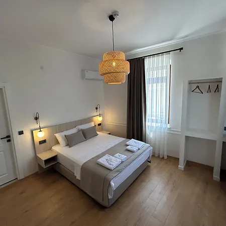 Hotel Nueva Cunda *