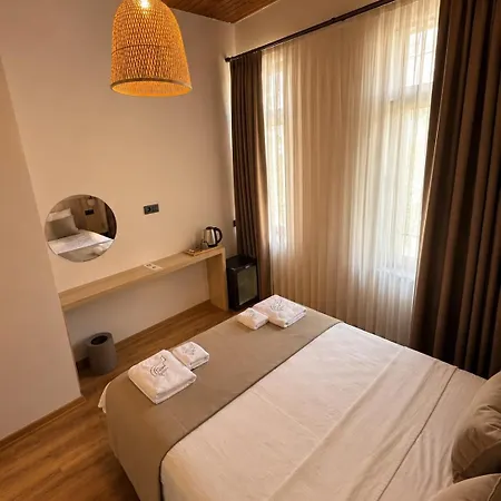 Nueva Cunda Hotel *
