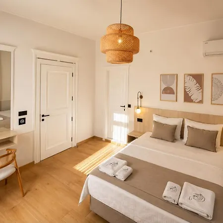 Nueva Cunda Hotel